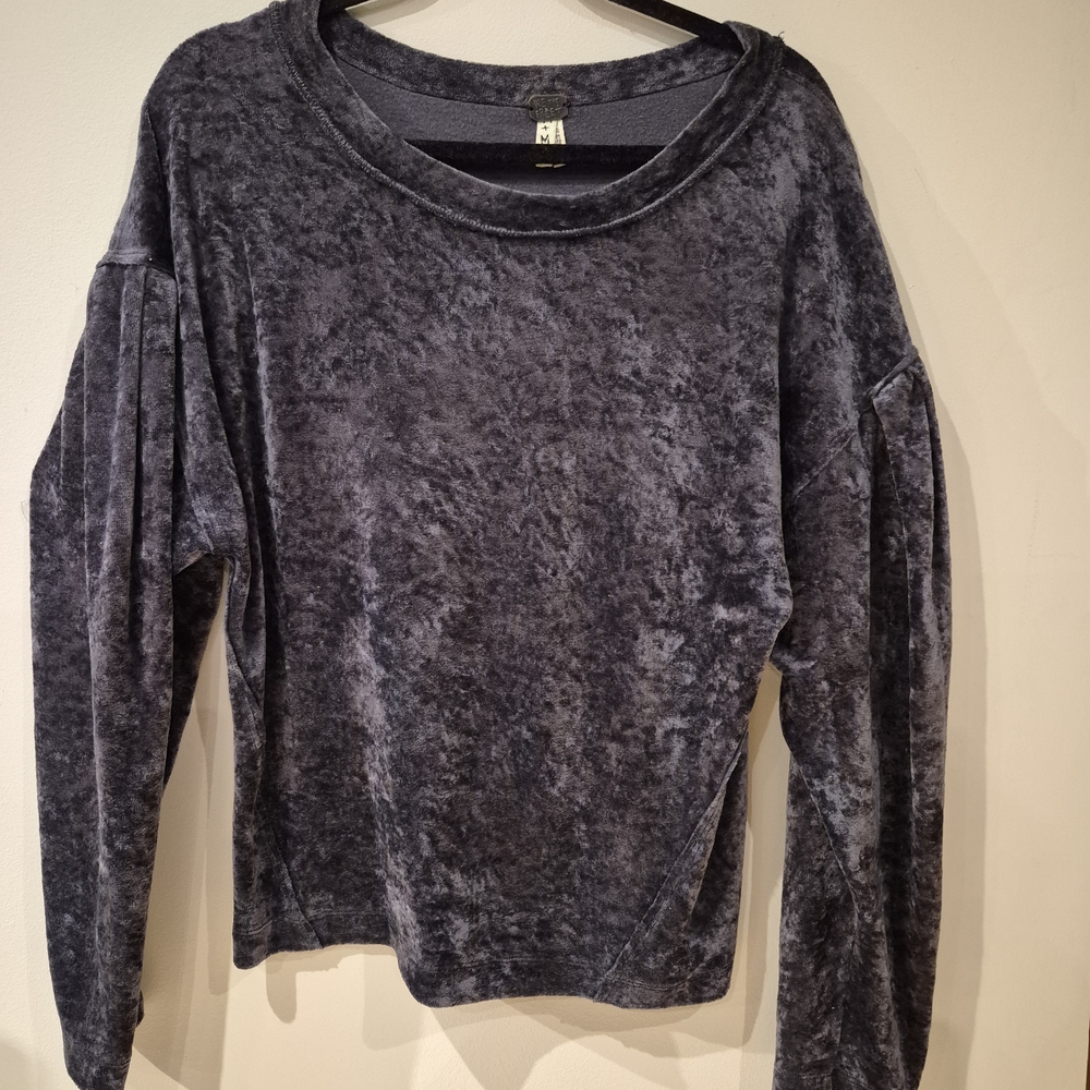 We The Free Milan Layering Velvet Top. Size M - Picture 3 of 7